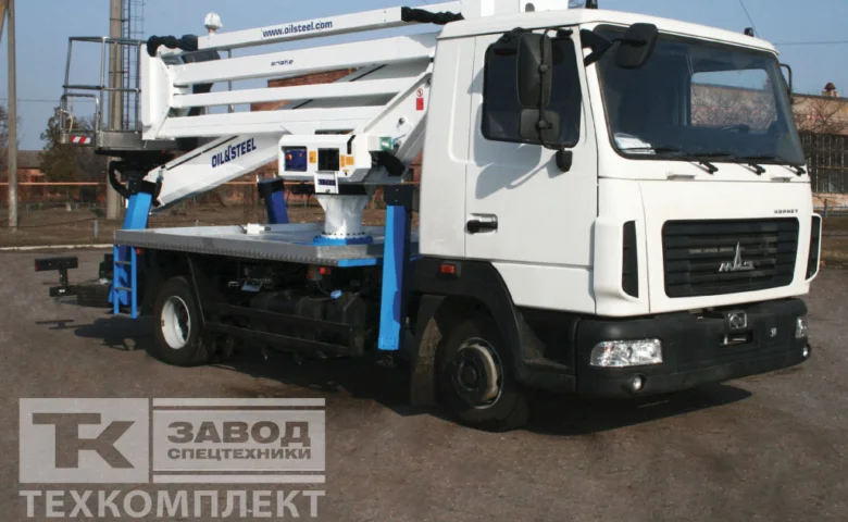 Автогідропідйомник на вантажівці для міських робіт