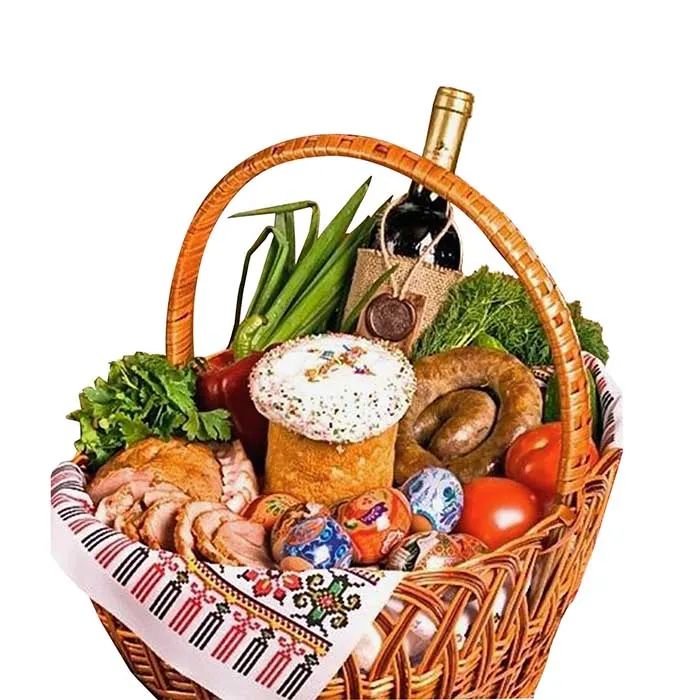 Корзина з пасхою та великодні яйця